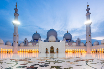 Emirates and Classics of Arabia end Bahrein