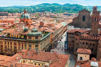 Bolonia: Old city centre of Bologna, one of the oldest in Europe