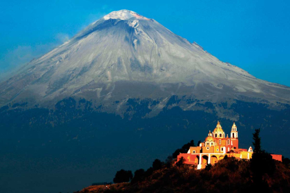 Cholula: The smoking mountain, its tunnels beneath the pyramid and the Sanctuary of Our Lady of Remedies