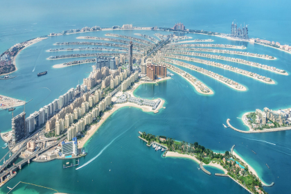 Dubai, Abu Dhabi y las tres religiones incluyendo Casa de la familia Abrahámica y templo Hindú