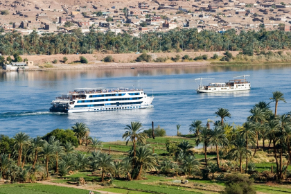 Contrastes de Oriente y Esencias de Egipto