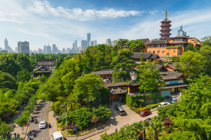 Jiming Post: Small traditional Chinese population.