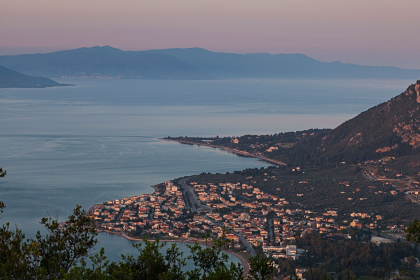 We will stop in the beautiful town by the sea.