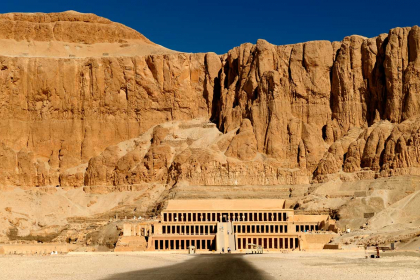 Egipto: Entre Templos y Tumbas