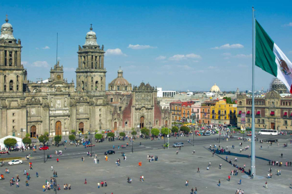 Mexico City: Comprehensive city tour included.