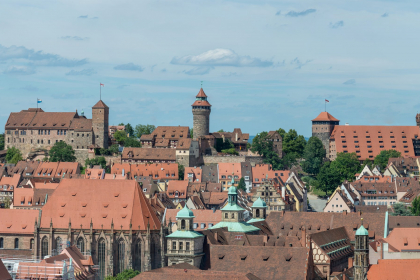 Paris, Italia y Praga