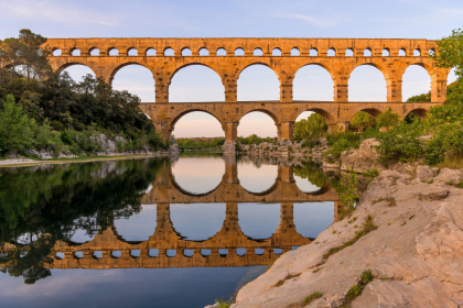 Puente Del Gard